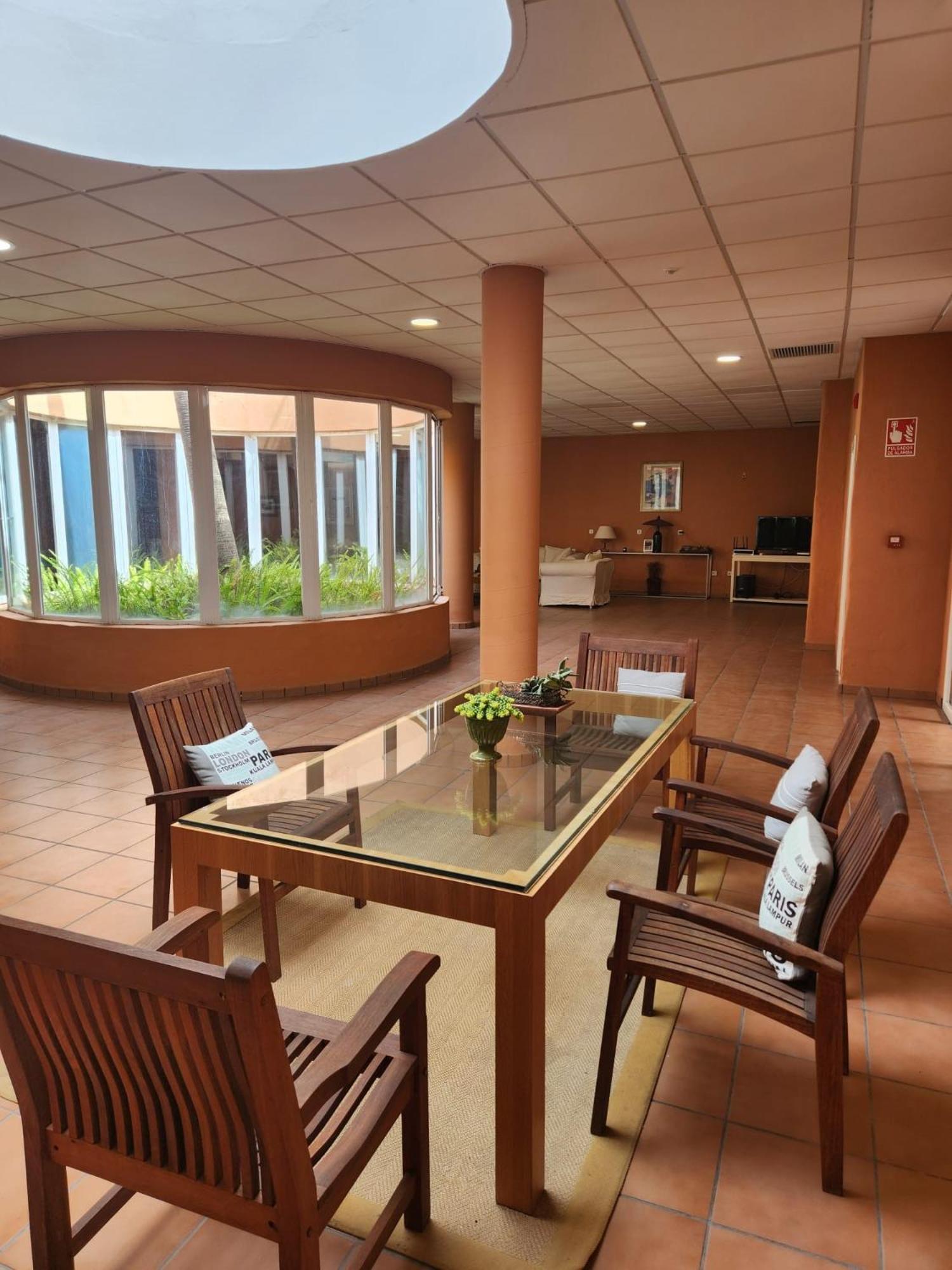 Luxury 2 Bedroom Apartment, Sierra Blanca,