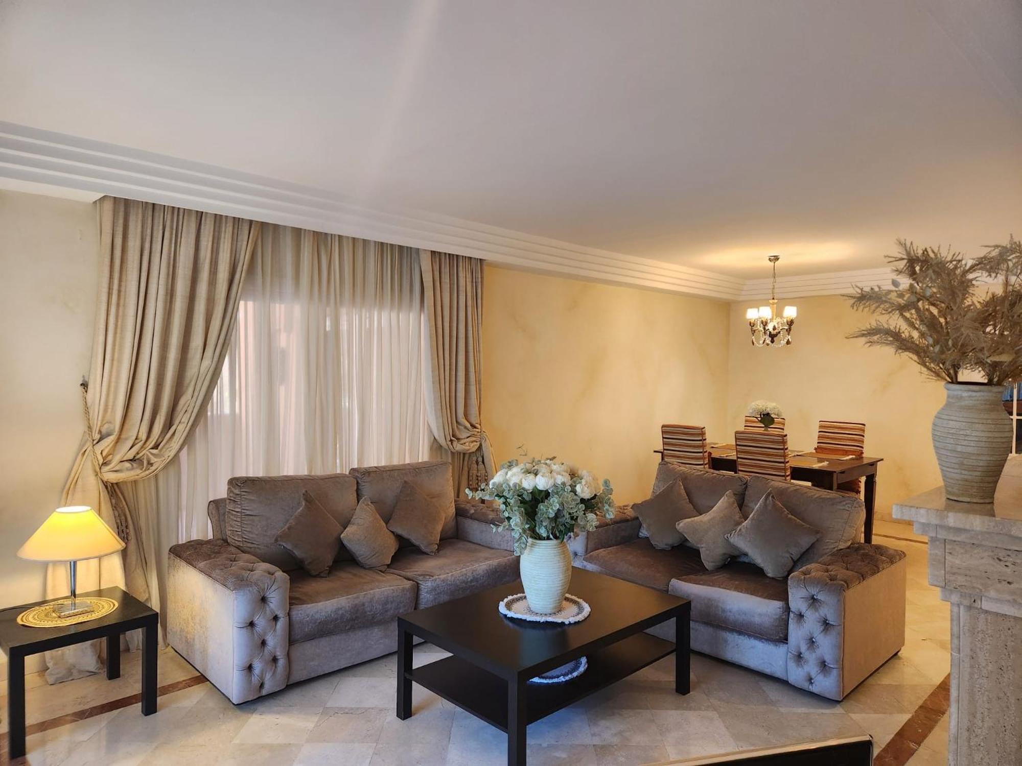 Luxury 2 Bedroom Apartment, Sierra Blanca,